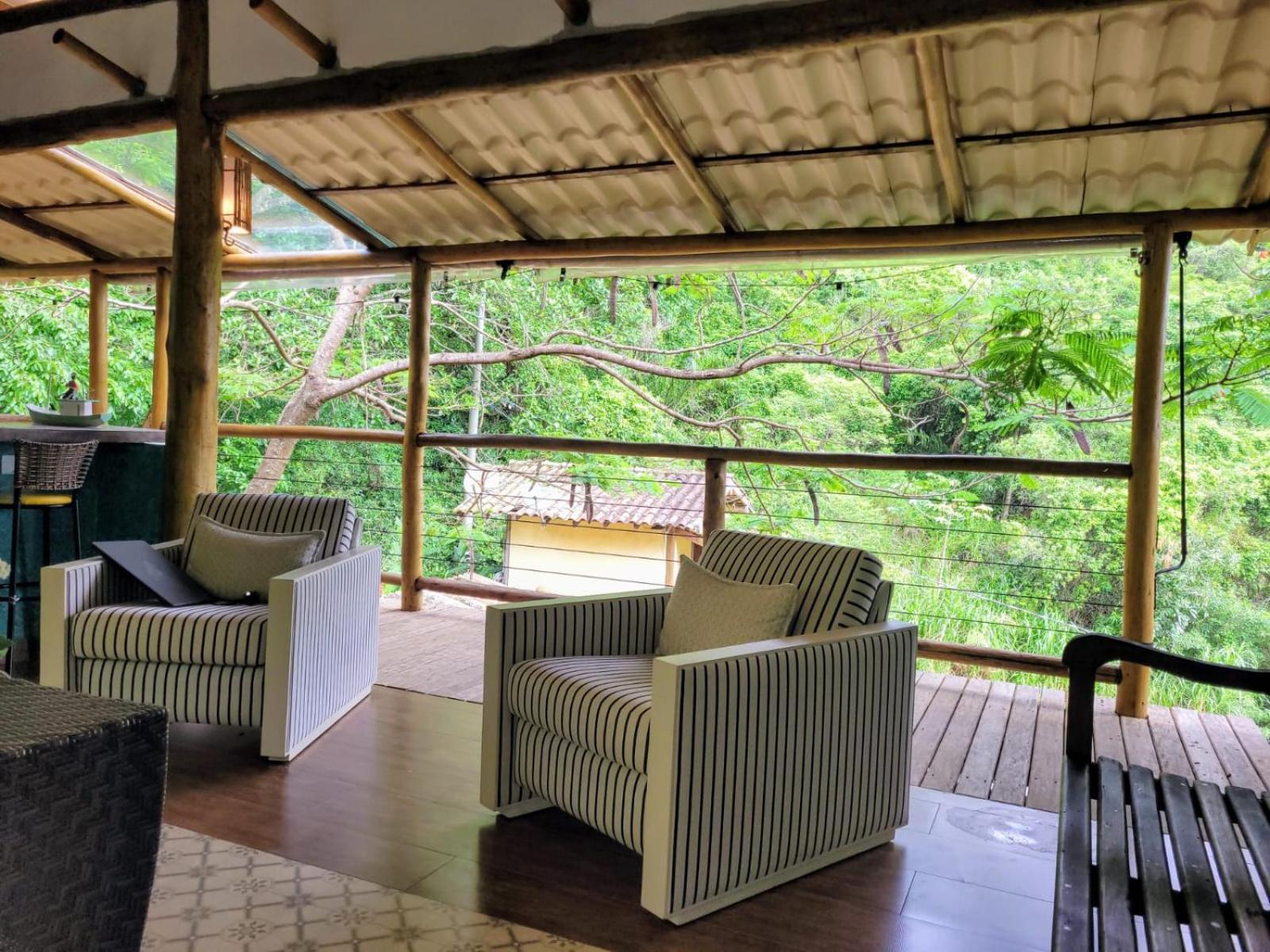Manjuba, 900m Da Apartamento